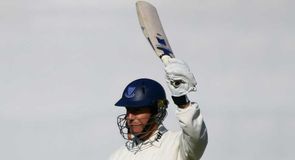 Sussex, Tykes draw and survive