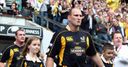 Lawrence Dallaglio leads Wasps out for the last time as he bids to win yet another trophy in his glittering career.