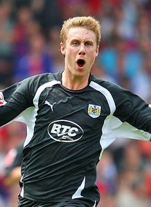 Noble secures Grecians deal