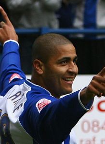 Clarke helps Owls fly to 10th