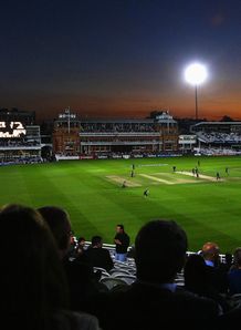 Lords floodlight 2007 Pro40