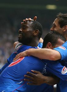 Rangers celebration Jean Claude Darcheville