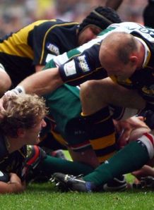 Rees Dallaglio try Rees Dallaglio try