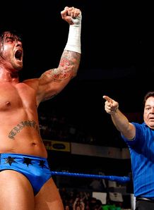 WWE-Smackdown-CM-Punk-Chuck-Palumbo_894412.jpg