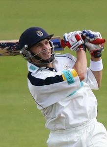 Michael Brown Hampshire v Worcestershire Aug 07