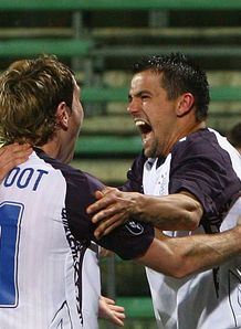 Gers spot-on to reach final
