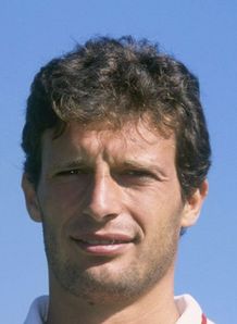 cagliari coach massimiliano allegri