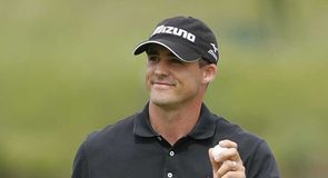 Byrd soars into the lead