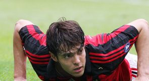 Chelsea deny Kaka bid