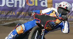 Hammers claim KO Cup