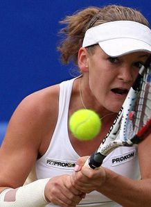 Radwanska wins at Eastbourne