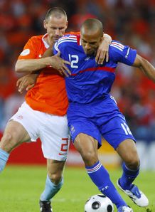 Ooijer holds his hands up
