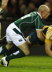 Berrick Barnes scores v Ireland