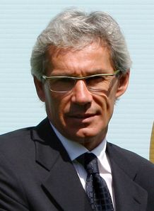 Baresi cools title talk