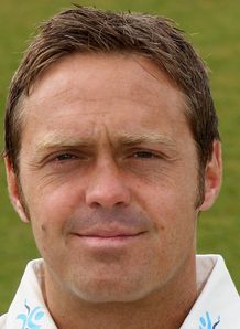 Derbyshire suffer bad break