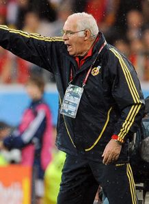 Aragones linked with Fener job