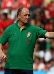 Wenger - Coach exit hurt Portugal