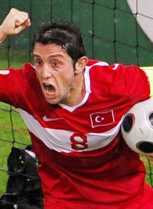 Nihat-Kahveci-celeb-first-goal-Turkey-v-Czech_952603.jpg