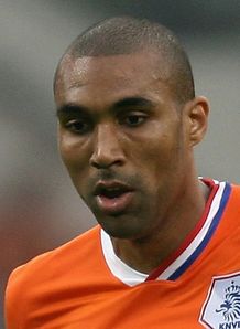 http://img.skysports.com/08/06/218x298/Orlando-Engelaar-Holland_920291.jpg