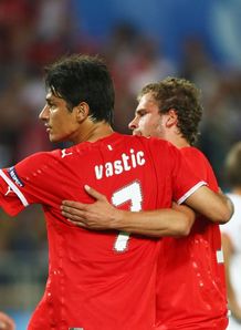 Austria rescue late draw
