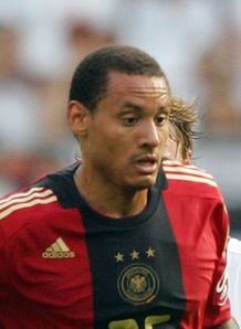 Jones to discuss Schalke future