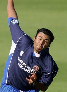 Injury blow for Kaneria