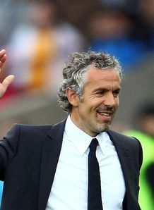 Donadoni in for Villa job
