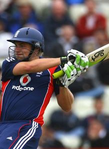 Wright plays down cash game