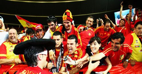 Spain fans: Celebrating with Joan Capdevila