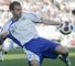 Hibs agree striker deal