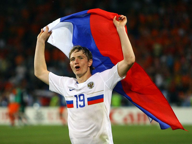 http://img.skysports.com/08/06/800x600/Roman-Pavlyuchenko-flag_976356.jpg