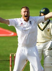 Andrew-Flintoff-appeal-v-South-Africa_1040163.jpg