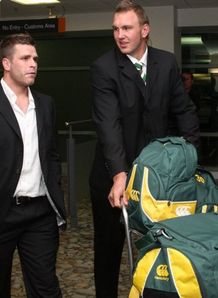 Andries Bekker sand Luke Watson arrive
