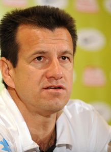 Dunga calls up new faces