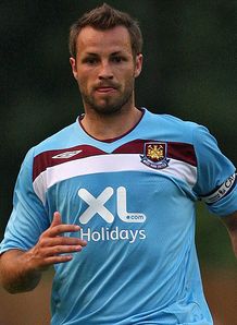 Neill committed to Hammers