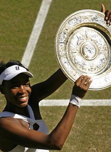 Venus Williams Wimbledon 2008 trophy