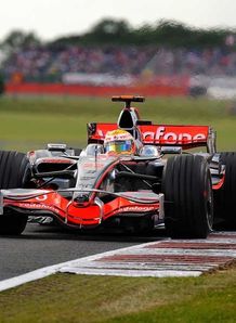 lewis hamilton silverstone