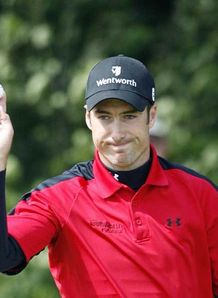 Fisher nets three-shot lead