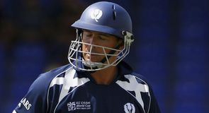 Hamilton helps hammer Irish
