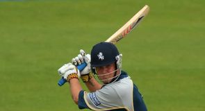 Spitfires shoot down Bears