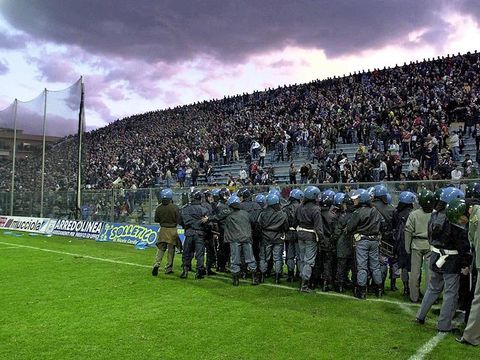 Reggina--Oreste-Granillo-Stadio-General_1074451.jpg