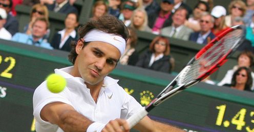 Federer: Struggled in fading light