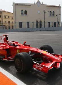 Kimi quickest in Valencia