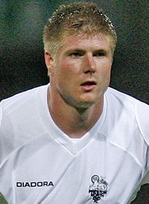 Mellor denies ten-man Canaries