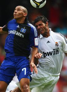 Real see off Hamburg