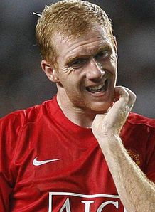 Paul Scholes reaction red card sent off Manchester United v Zenit St Petersburg UEFA Super Cup