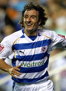 Stephen Hunt Reading Luton Town Carling Cup Football
