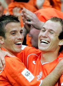 arjen robben rafael van der vaart holland
