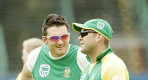 Smith out, Kallis in charge