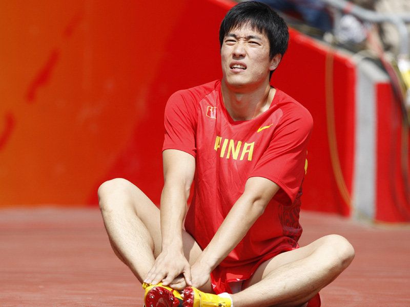 Pékin 2008 : Liu en souffrance se tient le talon d'Achille Pékin 2008 : Liu en souffrance se tient le talon d'Achille